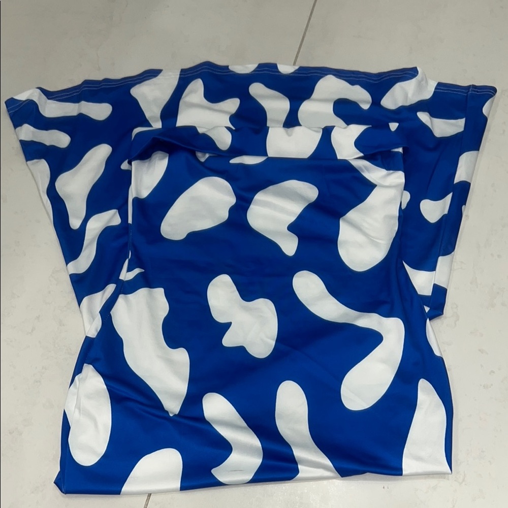 Blue and White Patterned Strapless Dress